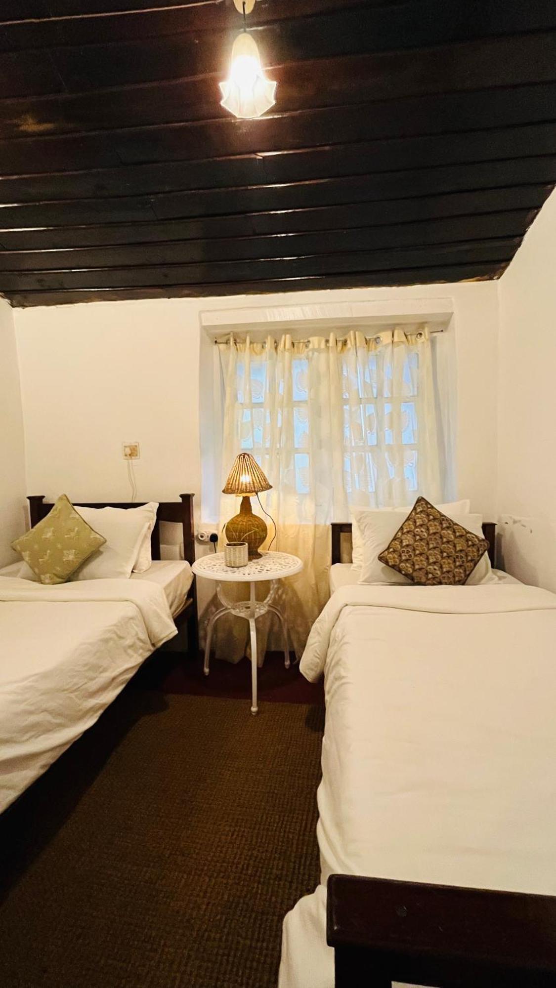 Tentgram Planters Bungalow Suryanelli Buitenkant foto